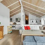 Tranquil Retreat In Gronhoj - By Traum 別荘 *